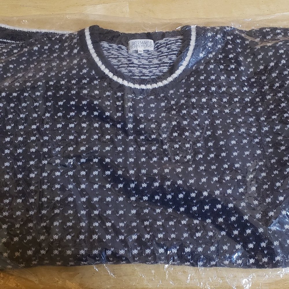 Quaker Marine Supply Co. North Sea Lambswool crewneck sweater XLG Navy